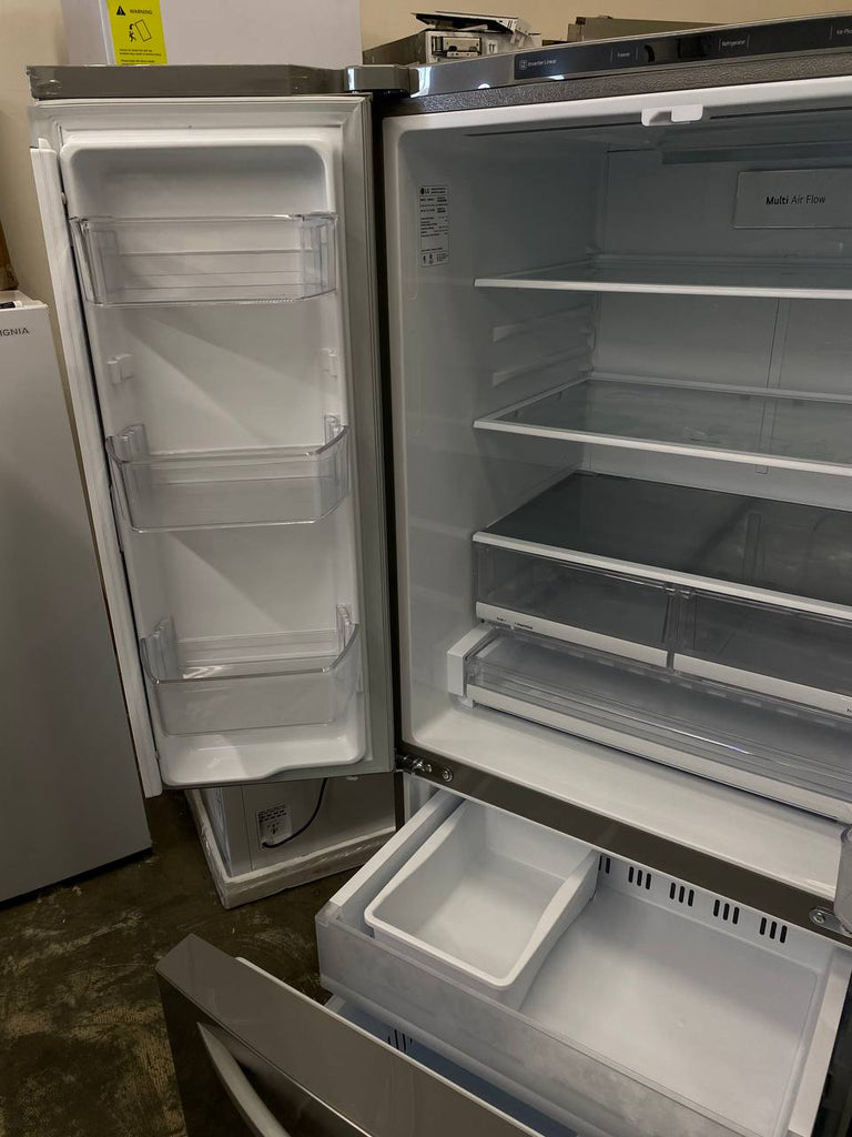 LG LRFCS25D3S 33 Inch 3Door French Door Refrigerator with 25.1 Cu. Ft