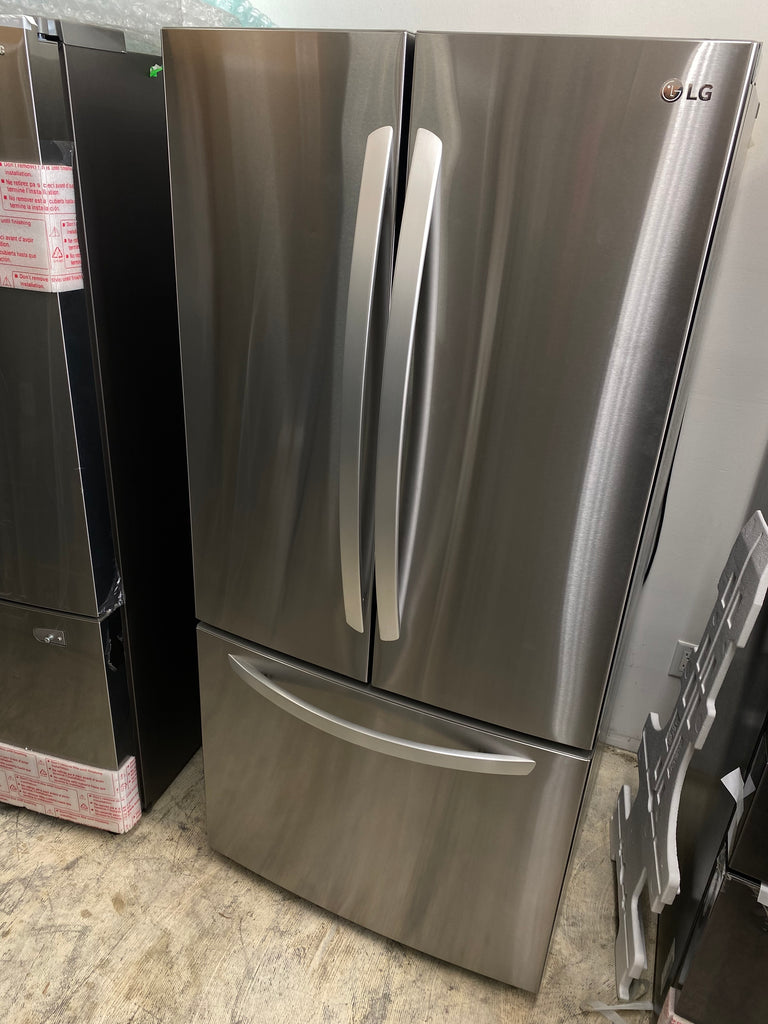 LG LRFCS25D3S 33 Inch 3Door French Door Refrigerator with 25.1 Cu. Ft