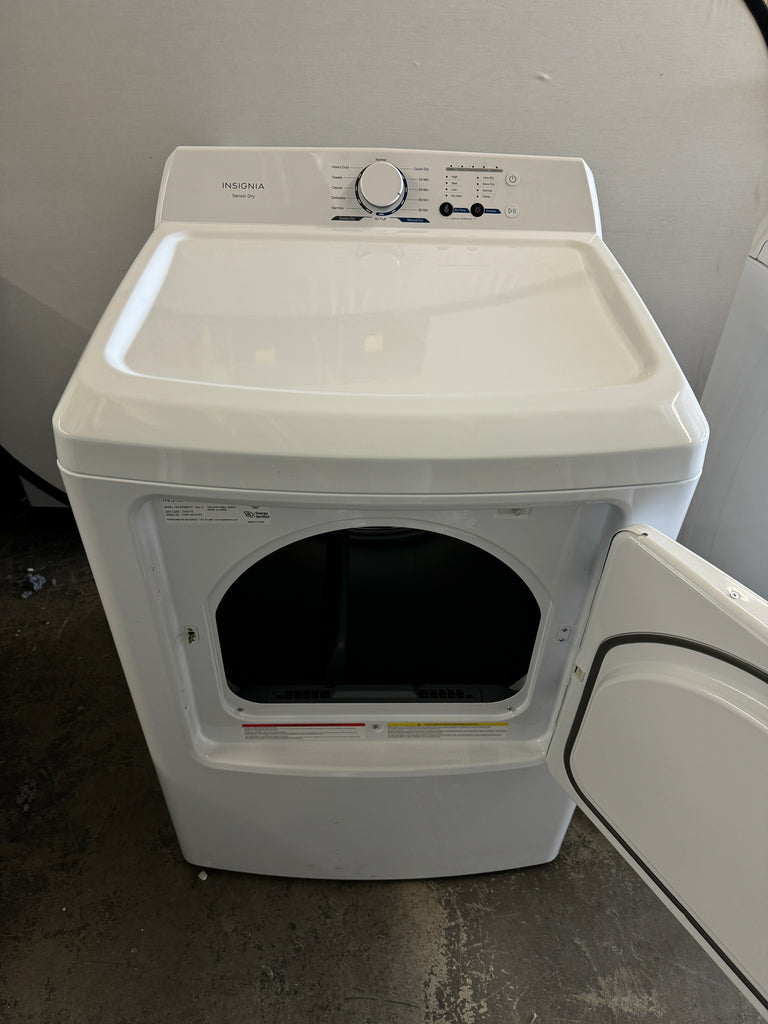 Insignia NS-TDRE67W1 27 Inch Front Load Electric Dryer  6.7 Cu. Ft.: White