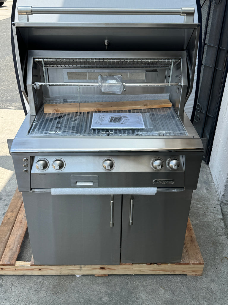 Alfresco ALXE-36C-NG 36 Inch Freestanding Grill with 660 sq. in. Grilling Surface, Three 27,500 BTU Burners, Integrated Rotisserie, Smoker and Herb Infuser System, Nickel-Plated Control Knobs and Stainless Steel Grates: Natural Gas