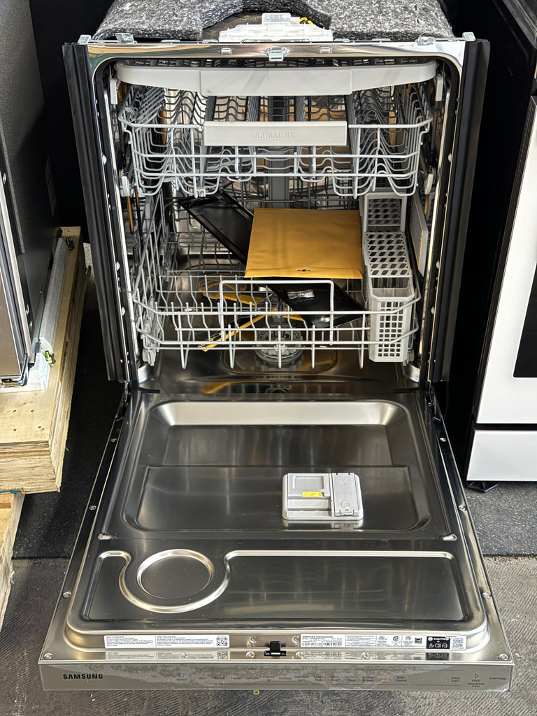 Samsung BESPOKE Kitchen set: Smart Dishwasher DW80BB707012 24 Inch Fully Integrated; Refrigerator RF29BB860012 36 Inch Smart 4-Door French Door