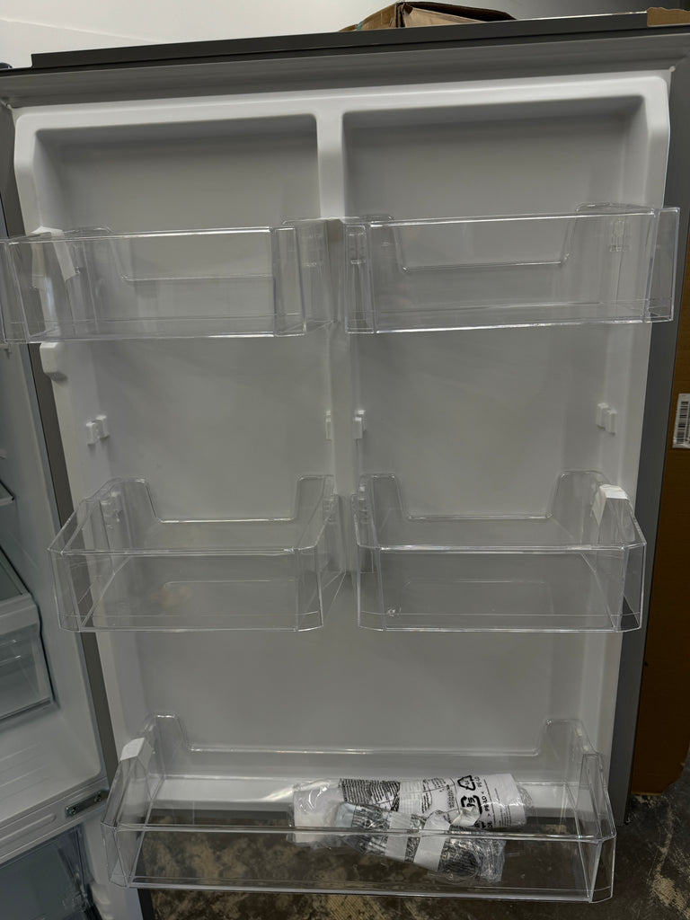 Insignia NS-RBM18SS0 18.6 Cu. Ft. Bottom Freezer Refrigerator: Stainless Steel