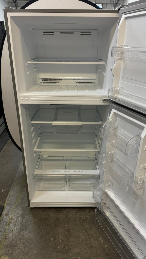 Insignia NS-RTM18SS2 Top-Freezer Refrigerator 18 Cu. Ft.: Stainless Steel