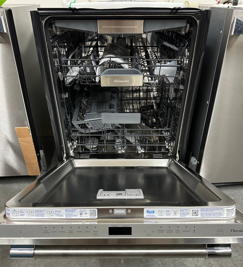 Thermador Sapphire Series DWHD760CFP 24 Inch Fully Integrated Built-In Smart Dishwasher with 16 Place Setting Capacity, 7 Wash Cycles, 44 dBA, and ENERGY STAR®: Stainless Steel, Pro Handle