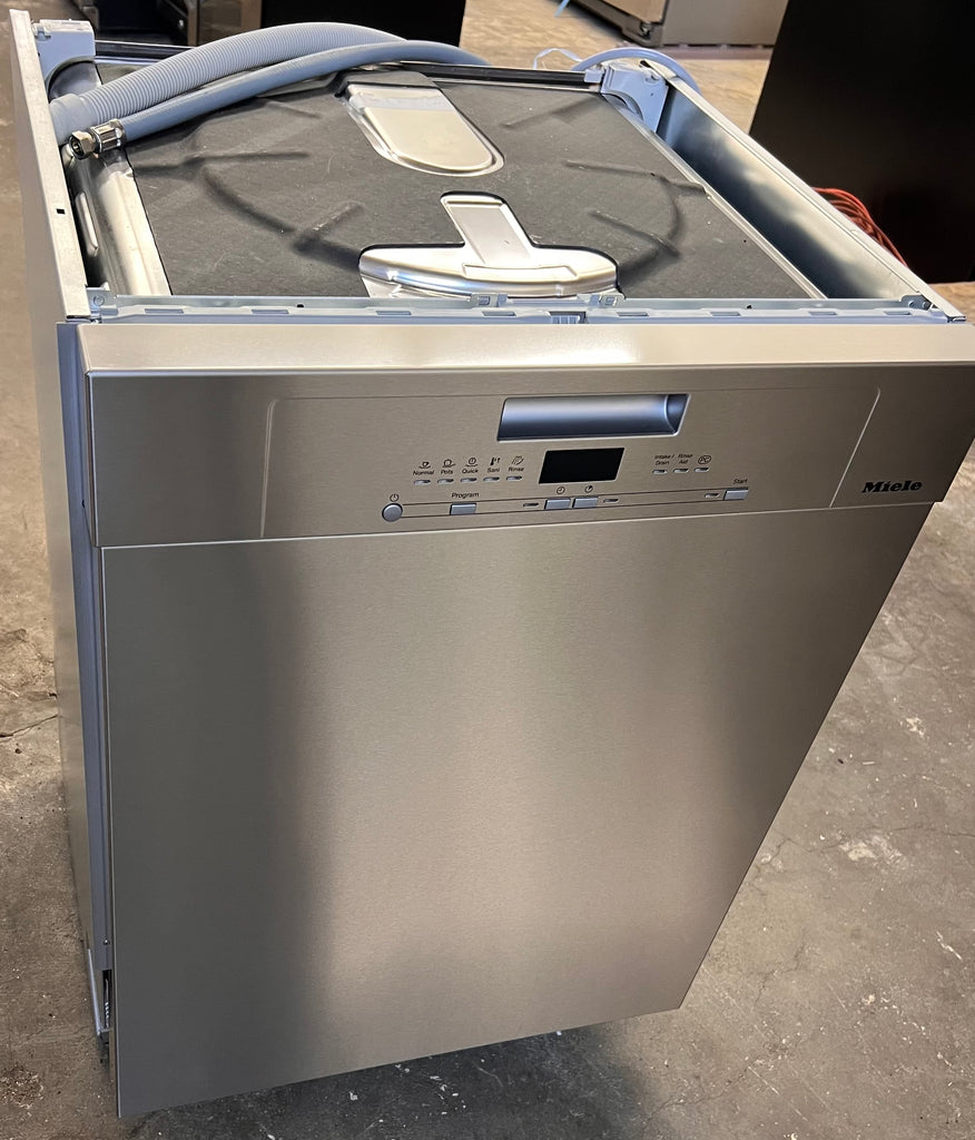 Miele  G 5008 SCU 24 Inch Built-In Full Console Dishwasher with 16 Place Settings, 44 dBA, 5 Wash Cycles, 3 Wash Options, 3rd Rack, ComfortClose Door, Delay Start, Recessed Handle and Energy Star Certified: Stainless Steel