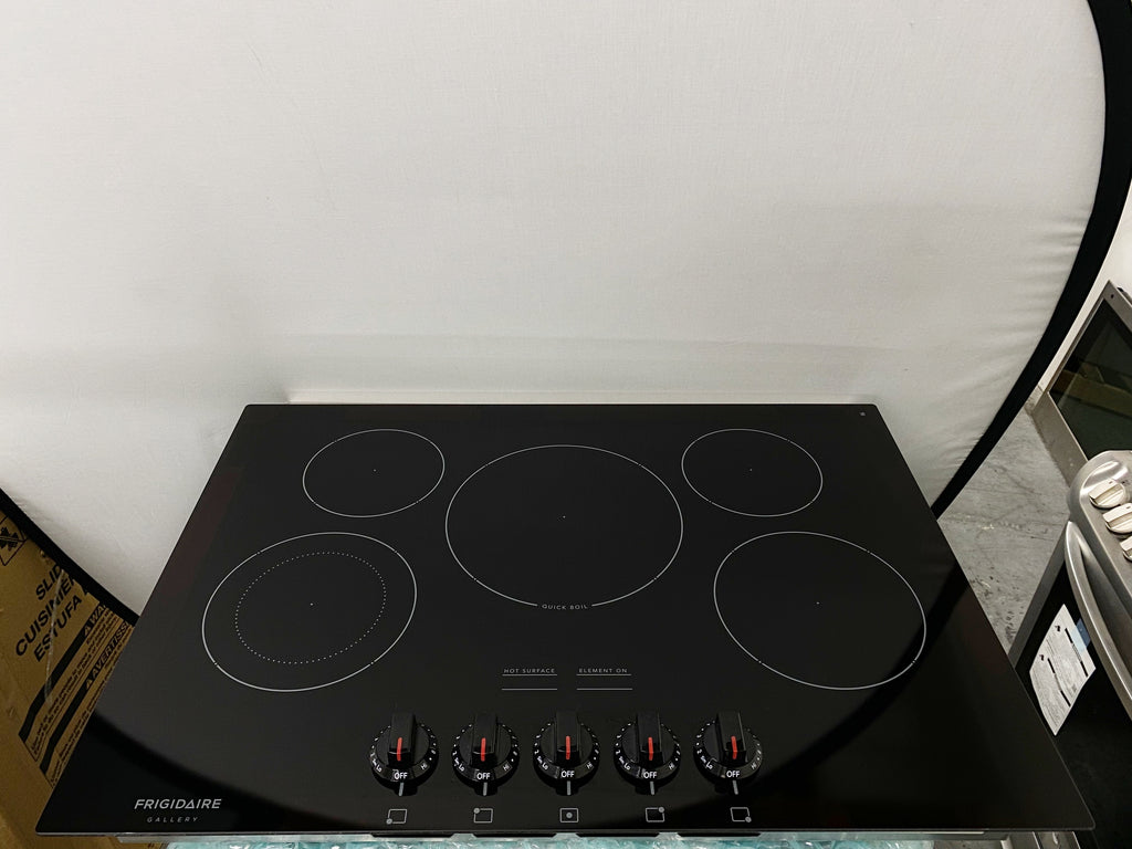 Frigidaire Gallery Series FGEC3068UB 30 Inch Electric Cooktop with