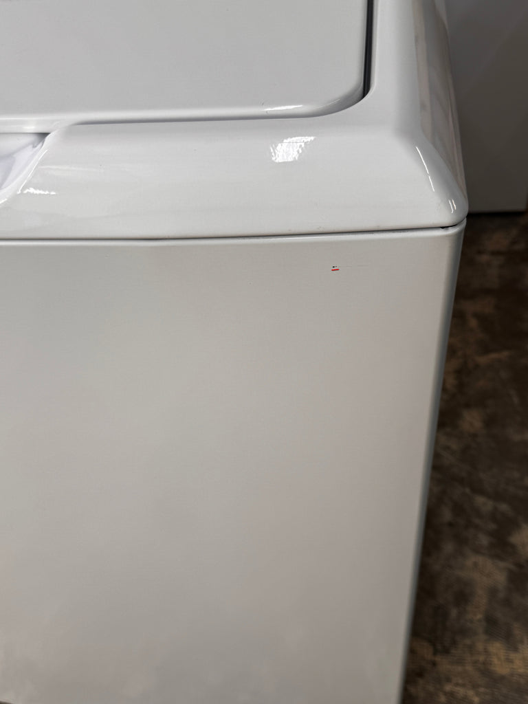 GE GTW485ASWWB 27 Inch Top Load Washer with 4.5 cu ft Capacity, Wash Boost, Cold Plus, True Dial Action Agitator, Water Level Control, Sanitize, Deep Fill, Deep Rinse, Stainless Steel Drum, Status Notification, Bleach & Fabric Dispensers: White