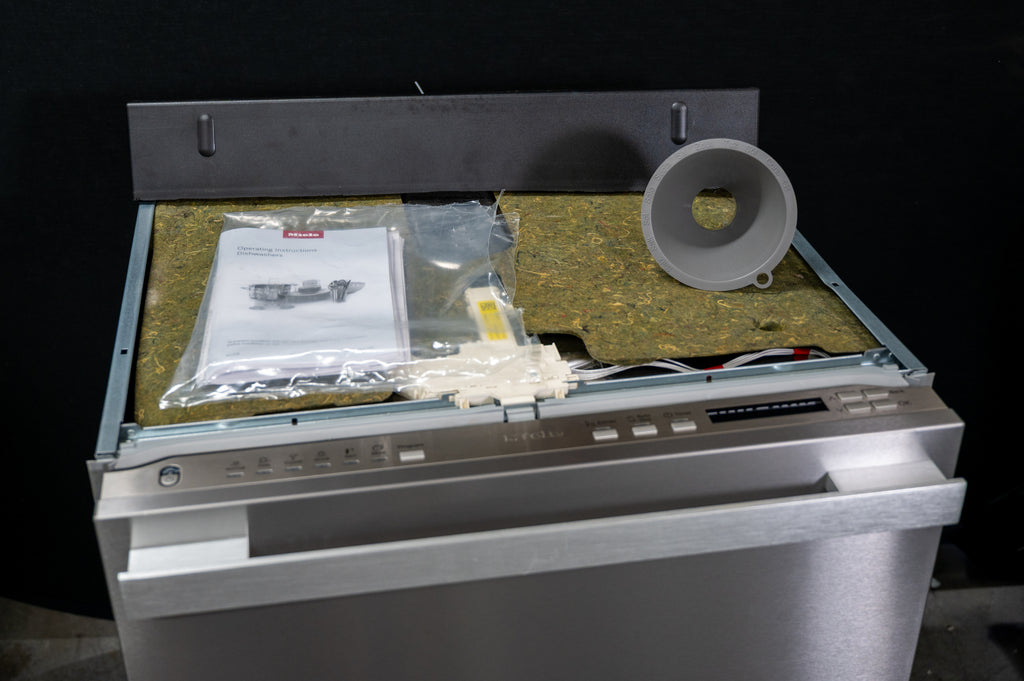 Miele G71xx Series G 7196 SCVi SF 24 Inch Built-In Fully Integrated Smart Dishwasher with 16 Place Setting Capacity, 9 Programs, 3D MultiFlex Cutlery Tray, AutoDos, WifiConn@ct with Miele@home, Delayed Start, DirectSelect Controls, 42 dBA: Stainless Steel