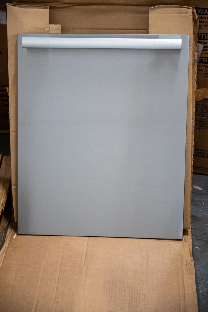 Miele GFVI 711/72 Front Panel with Handle for Fully Integrated Dishwasher: In Clean Touch Steel™ Finish