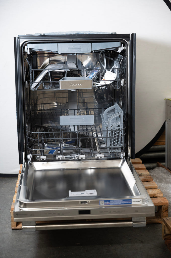 Thermador Sapphire Series DWHD660EFP 24 Inch Fully Integrated Smart Dishwasher with 16 Place Setting Capacity, 9 Wash Cycles, and ZoneControl™ Spray Arm: Stainless Steel - Professional Handle