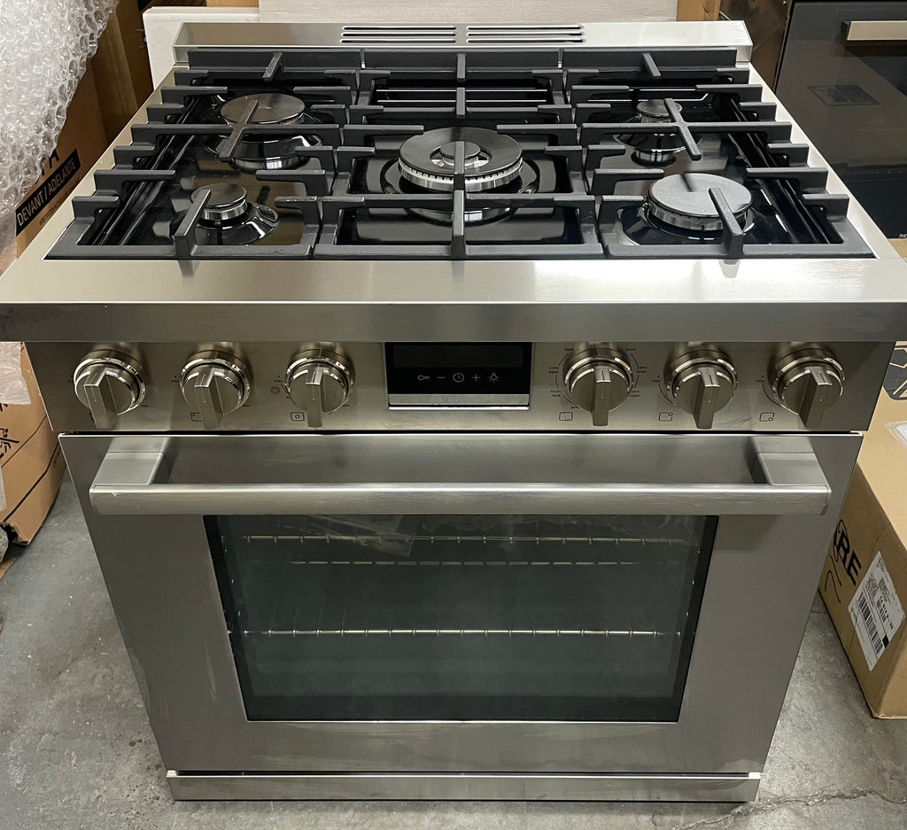 Bosch 800 Series HDS8055U 30 Inch Freestanding Dual Fuel Range with 5 Sealed Burners, 3.9 Cu. Ft. Oven Capacity, Continuous Grates, Self Clean, Genuine European Convection, SoftClose Doors, Dishwasher-Safe Grates, and Dual-Flame Burners
