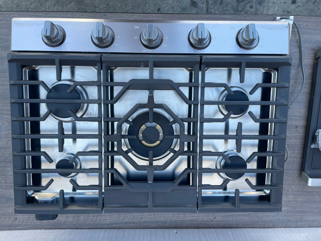 36 Smart Gas Cooktop with 22K BTU Dual Power Burner in Stainless