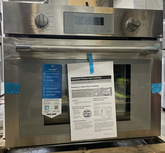 Thermador Professional Series PODS301W 30 Inch Single Wall Oven with Steam Program, 2.8 Cu. Ft. Capacity, SoftClose® Door, Telescopics Rack, Self-Clean, Wi-Fi and LED Lights
