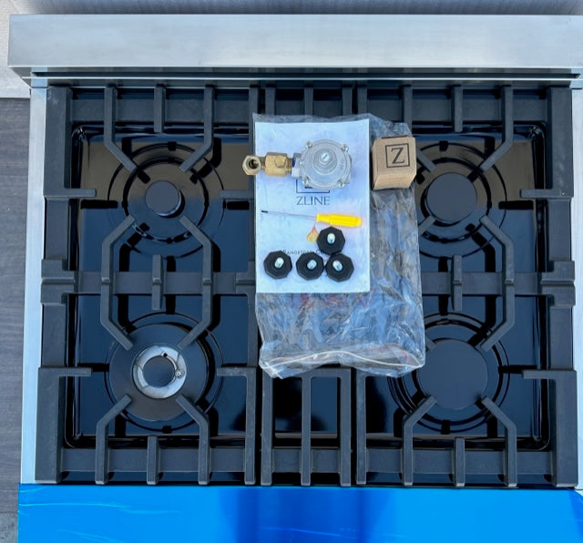 ZLINE RT30 30 Inch Gas Rangetop with 4 Italian Sealed Burners, Continuous Cast Iron Grates, Porcelain Cooktop, Dual Wok, Front Controls, Electronic Spark Ignition, UL Listed, and ETL Certified: Stainless Steel