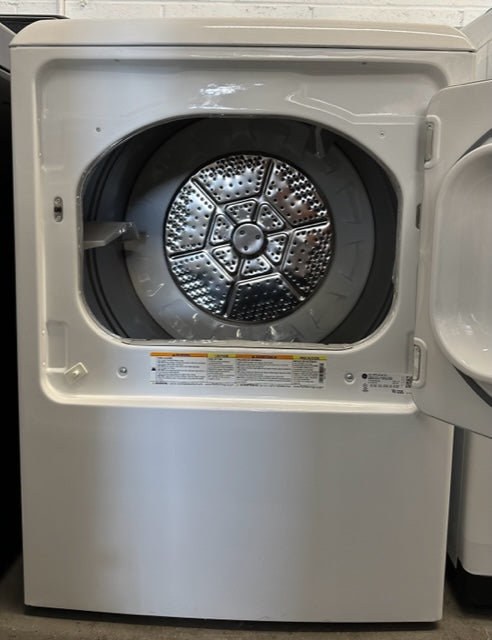 GE GTD33EASKWW 27 Inch Electric Dryer with 7.2 cu. ft. Capacity, 3 Dry Cycles, 3 Heat Selections, Timed Dry, Auto Dry, Up-Front Lint Filter, Reversible Door, Simple Rotary Electromechanical Controls and 120 ft. Venting Capability